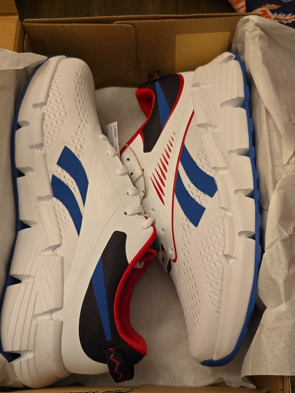 New Kids Reebok Zig Dynamica 6 Running Shoes Multiple size Available